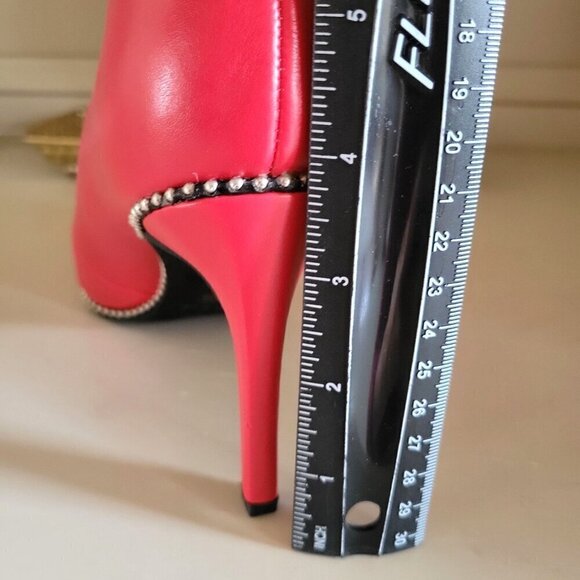 Bar III Brigetp Red Ankle Boots With Studded Trim & Zipper Closure-8M - Picture 7 of 10